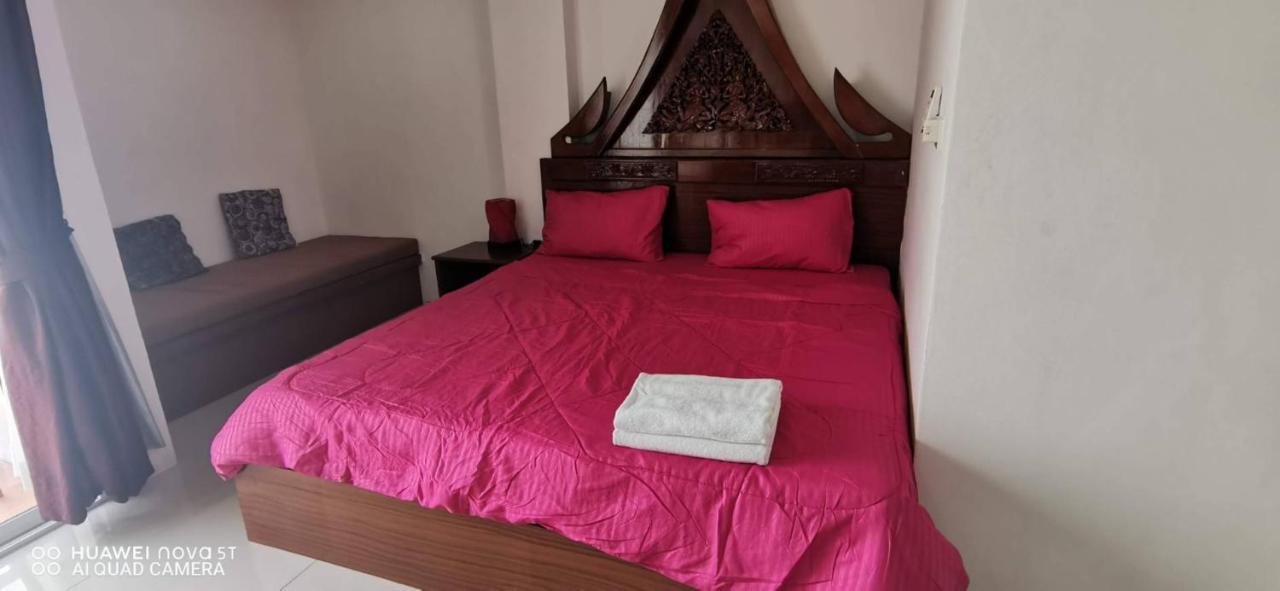 Sure Guesthouse Strand Kamala Exterior foto