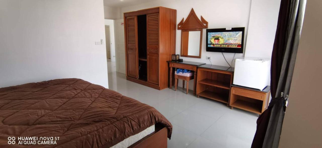 Sure Guesthouse Strand Kamala Exterior foto