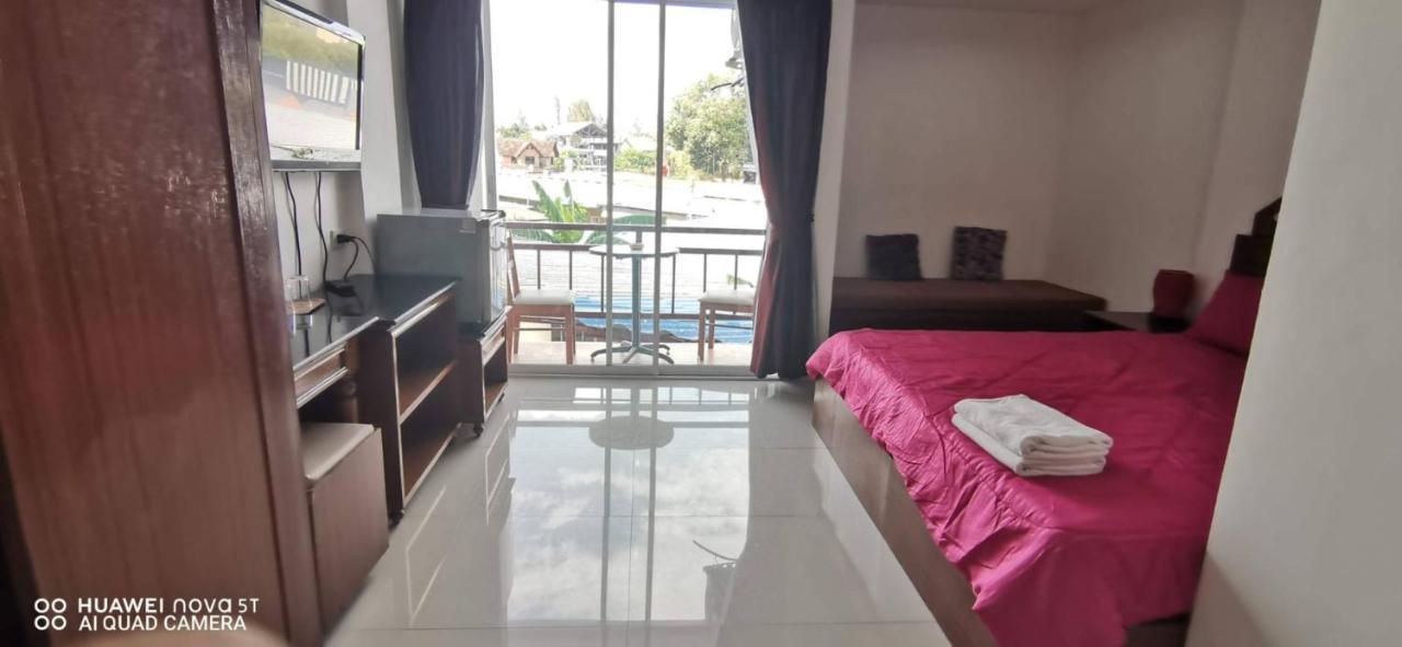 Sure Guesthouse Strand Kamala Exterior foto